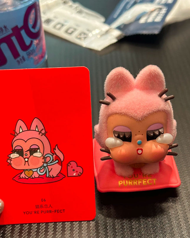 Crybaby Crying For Love Series You're Purr-Fect vinyl figure 7cm front view