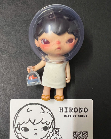 Hirono City of Mercy Series vinyl figure Echo character front view