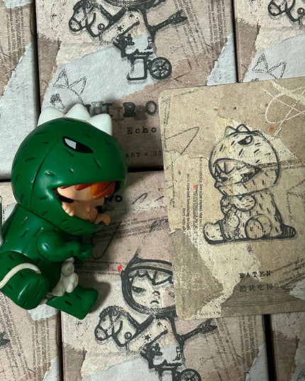 Hirono Echo Series vinyl figure Eaten character front view