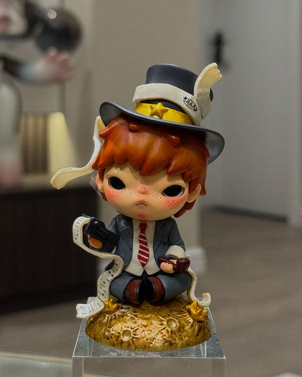 Hirono Le Petit Prince Series vinyl figure 8cm The Businessman character front view