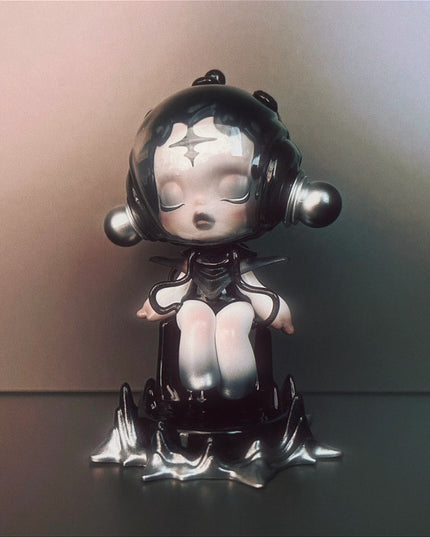 Skullpanda Sound Series vinyl figure The Equilibrium secret figure front view