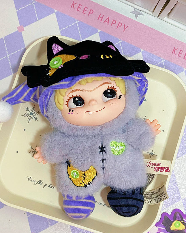 Wakuku Handcraft World Sweet Dream Little Bat figure 16cm front view