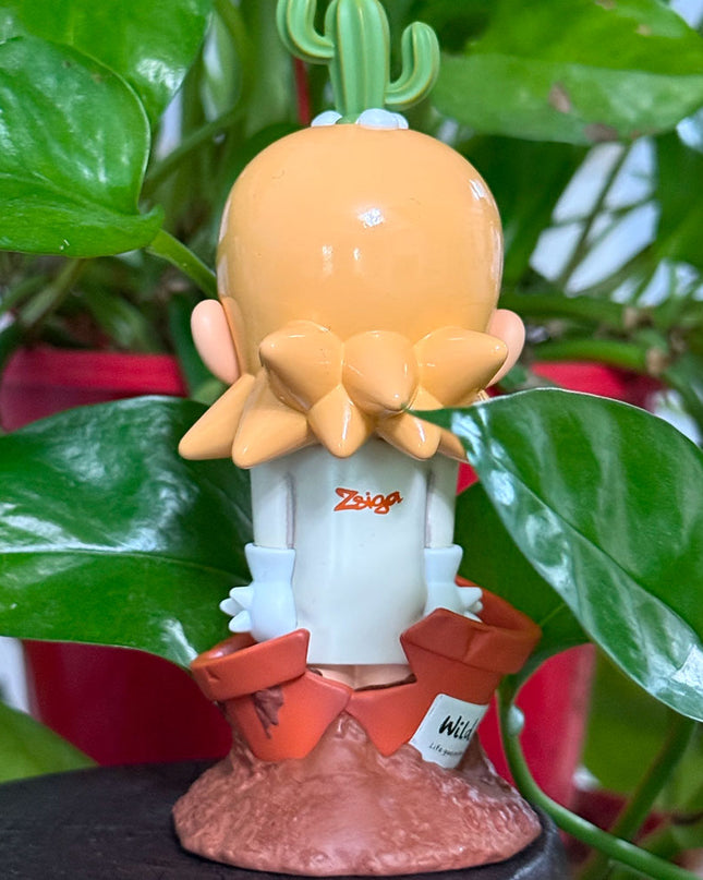 Zsiga Growing Up PVC figure by Pop Mart packaging detail view