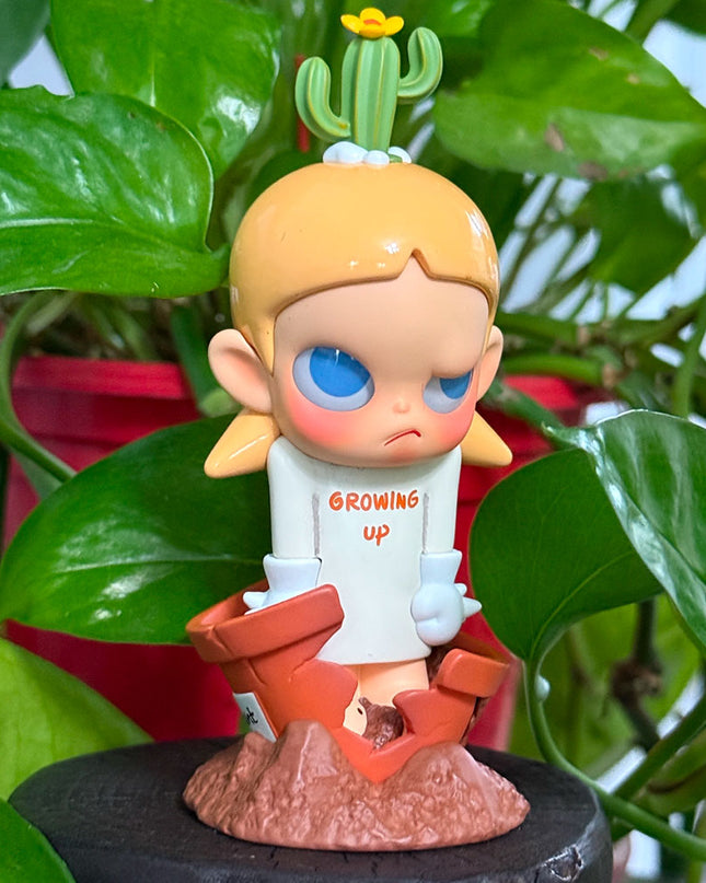 Zsiga Growing Up PVC figure by Pop Mart back view