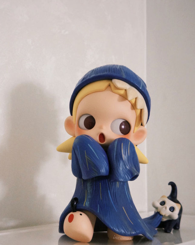 Zsiga Scared Performer 16cm figurine by Pop Mart back view